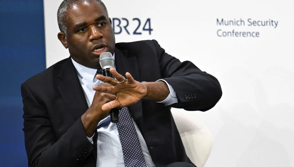 بريطانيا: على أميركا وأوكرانيا تعميق شراكتهما