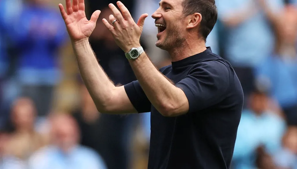 لامبارد أمام خطوة لتحقيق إنجاز كبير