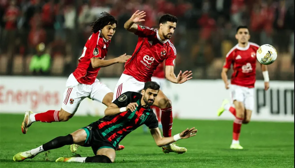 تأهل مشترك وأحداث ساخنة... مباراة الأهلي والجيش الملكي تفتح باب العقوبات