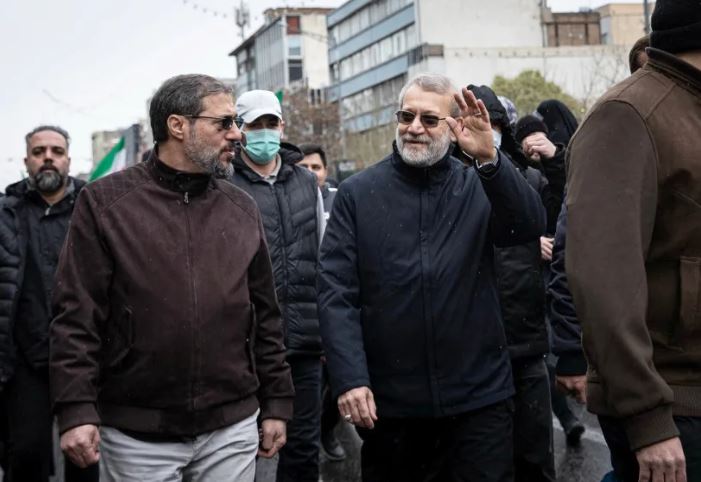 لاريجاني في طهران، (رويترز).