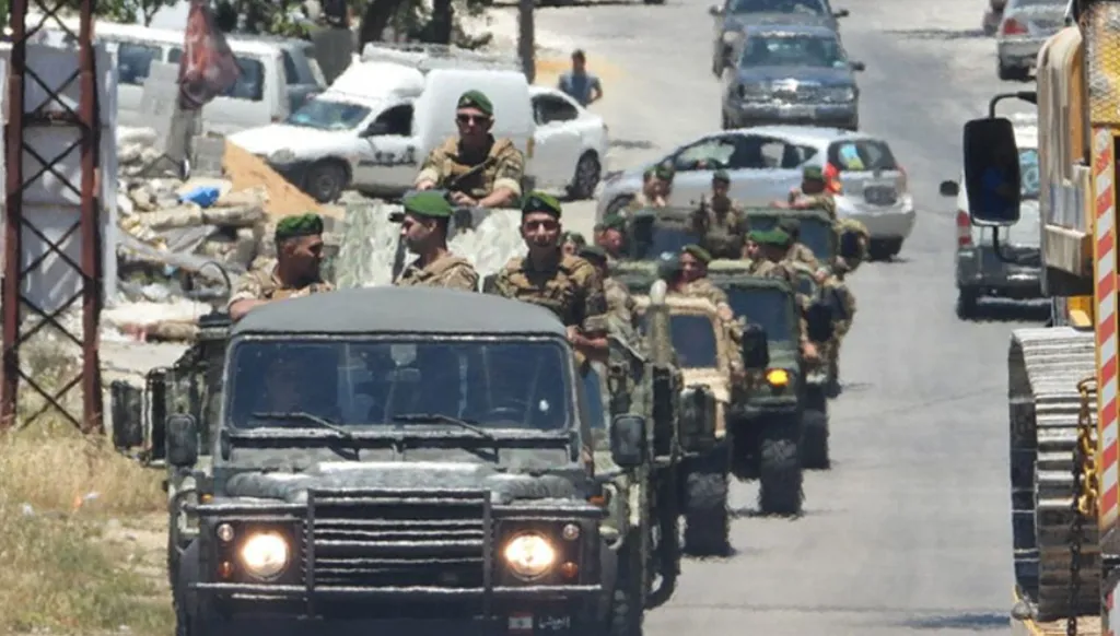 الجيش اللبناني يباشر بالتدابير الأمنية لحفظ أمن الانتخابات البلدية في الجنوب والنبطية... وزحمة سير خانقة (صور)