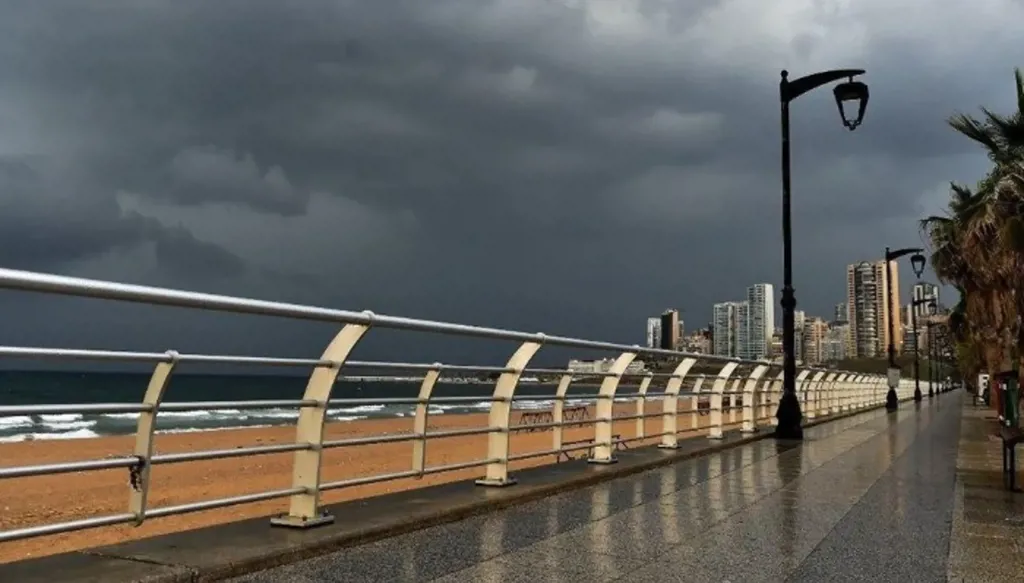 طقس ربيعي يسيطر على لبنان... لكن هل نشهد أمطاراً؟