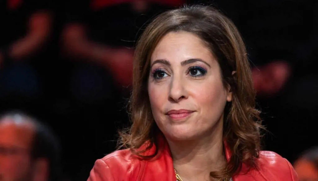 وداع مؤثّر... ليا سلامة تغادر إذاعة "فرانس إنتر"