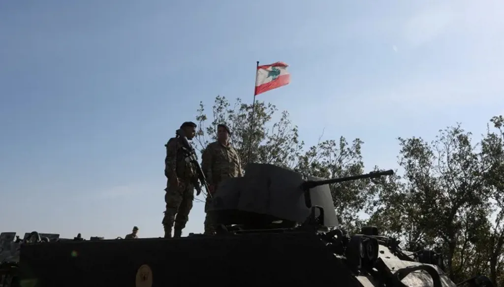 مداهمة للجيش اللبناني في منطقة القصر-الهرمل... وضبط سلاح