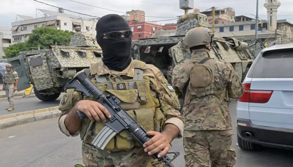 الجيش اللبناني يوقف مطلوباً في الشراونة- بعلبك بتهمة الاتجار بالمخدرات