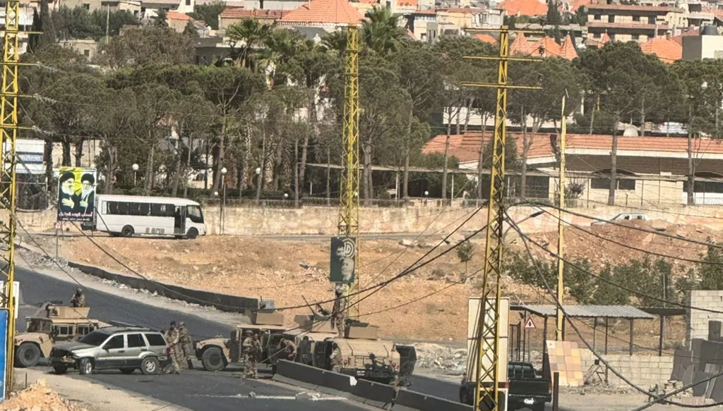 بينهم الملقب بـ"السائق"... مقتل 4 خلال مداهمات في الشراونة شرقي لبنان
