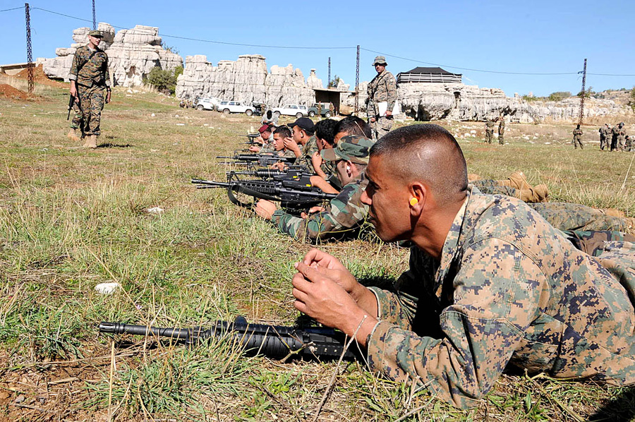 تدريبات للجيش اللبناني (أكس)