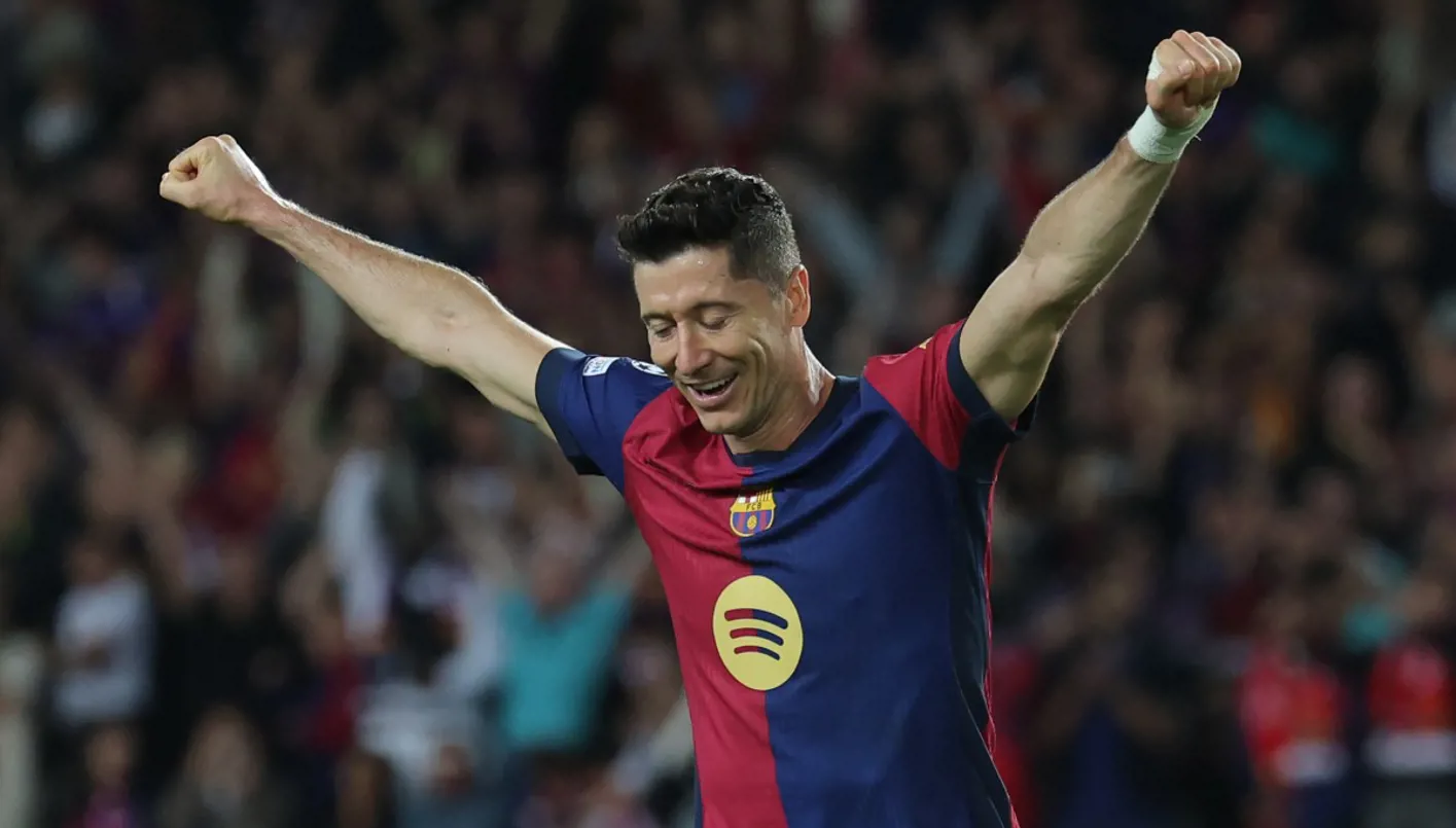 ليفاندوفسكي يتحدّث عن مستقبله مع برشلونة وتأثير فليك