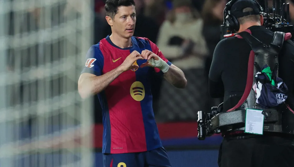 تحدٍ تاريخي ينتظر ليفاندوفسكي مع برشلونة