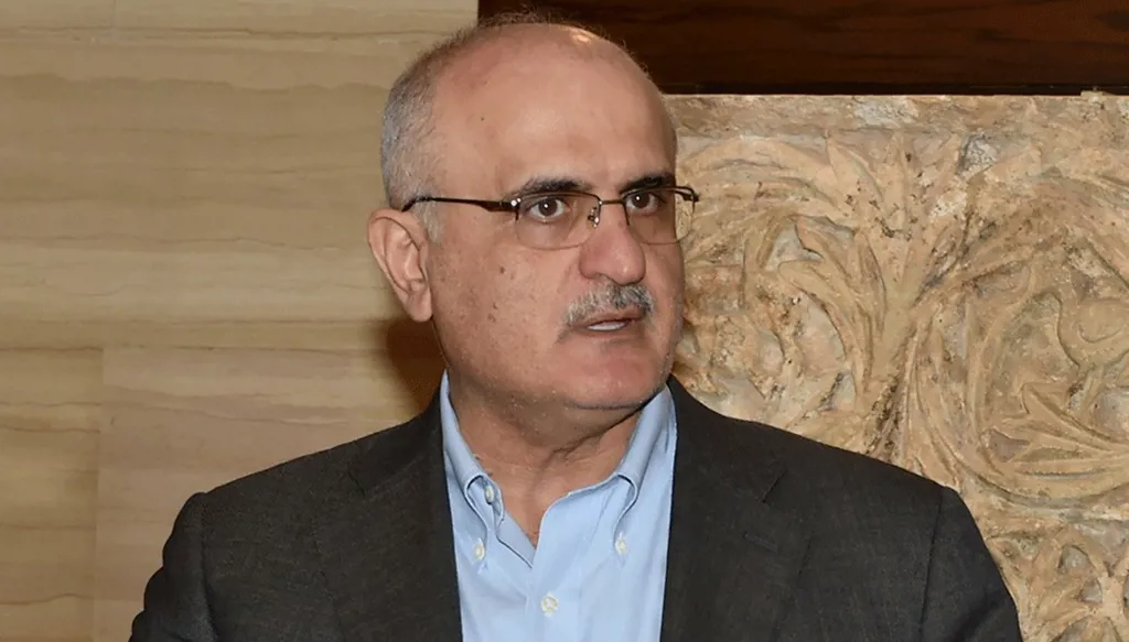 حسن خليل يرد على جعجع: كمن يُحدّث نفسَه عن نفسِه!