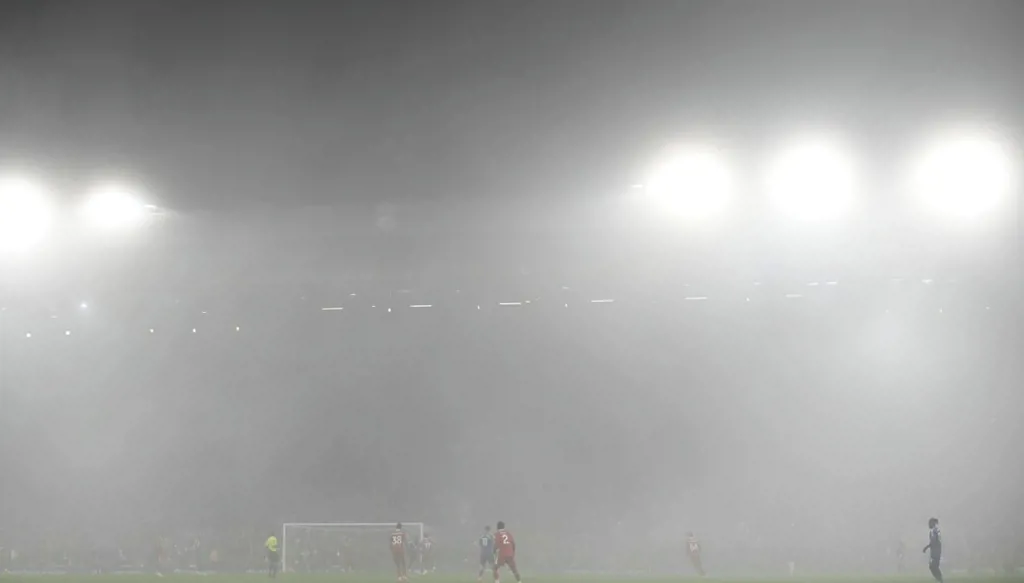 جمهور ليفربول يتضامن مع غزة في الليلة الأشهر بإنكلترا (صورة)