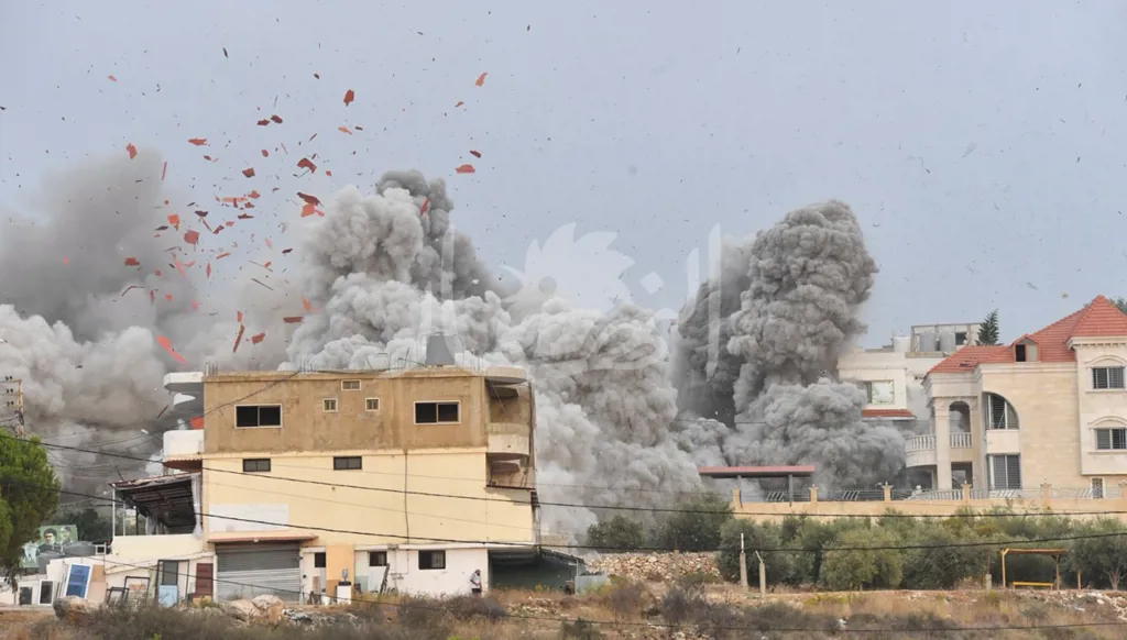 بعد كتاب "حزب الله"... إنذارات وسلسلة غارات إسرائيلية تستهدف جنوب لبنان (صور - فيديو)