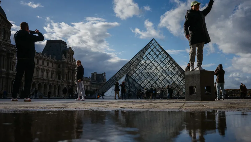 سرقة متحف اللوفر... ما جديد القضية؟