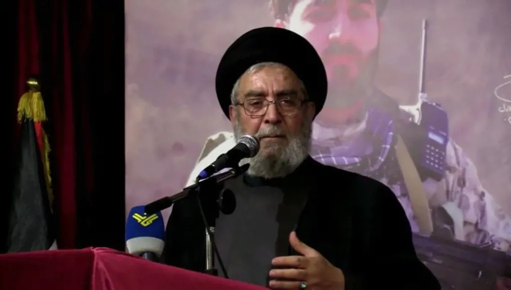 حزب الله: إبراهيم أمين السيد لم ينقطع عن ممارسة أعماله القيادية والتنظيمية