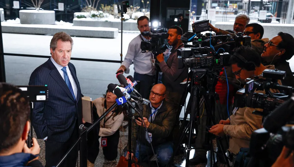 أحد أبناء زعيم مخدرات مكسيكي يقر بالذنب أمام محكمة أميركية