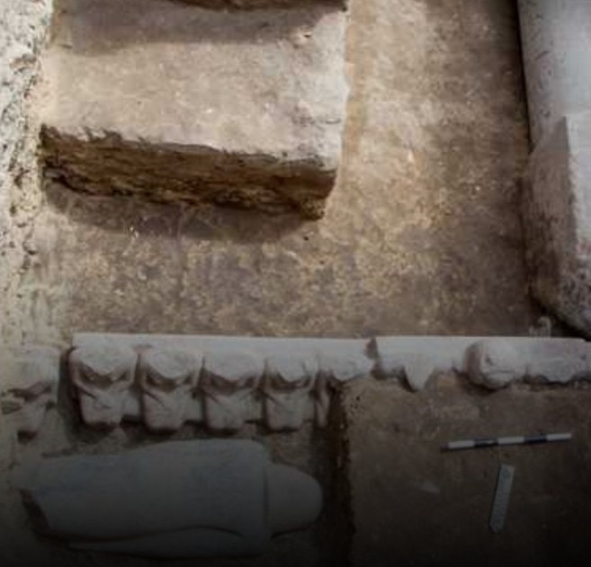 صورة للمقبرة (إكس).