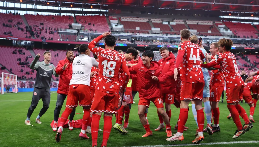 ماينتس يتقدم للمركز الثالث في الدوري الألماني