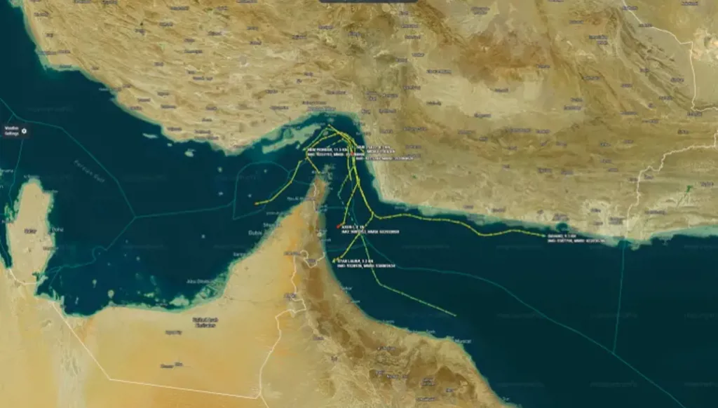 إيران وأميركا تسمحان ليخت روسي فاخر بعبور مضيق هرمز