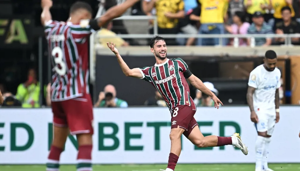 خطأ غريب من كانسيلو الحزين يمنح فلوميننسي التقدم على الهلال (فيديو)