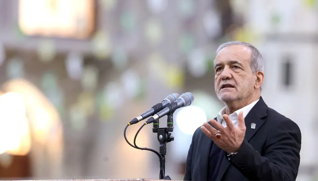 بزشكيان يتمسّك بحقوق إيران النووية: لا يحق لترامب حرماننا منها