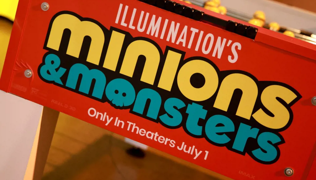 ابن جيسي آيزنبرغ يمنح "Minions & Monsters" أول شهادة نجاح (فيديو)