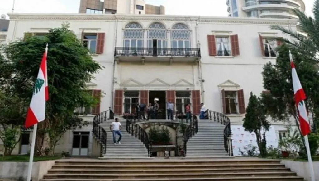 الخارجية اللبنانية تٌخفّض رسوم جواز السفر للمغتربين... كم تبلغ التكلفة الجديدة؟