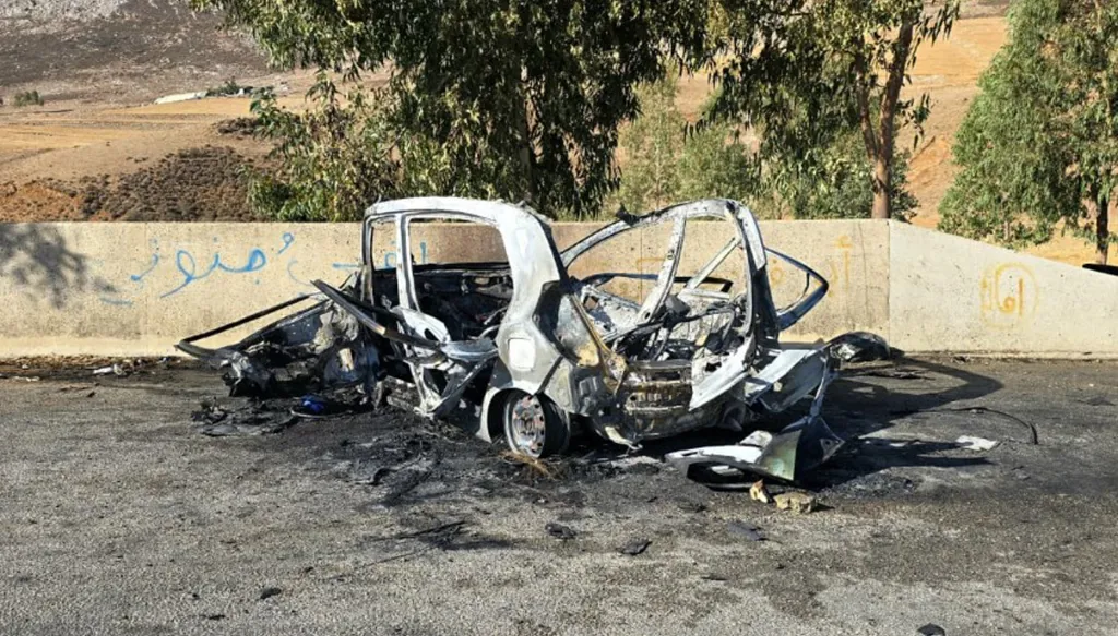 ضحيتان باستهداف سيارة على طريق الجرمق- الخردلي في جنوبي لبنان... مشاهد خاصة لـ"النهار"