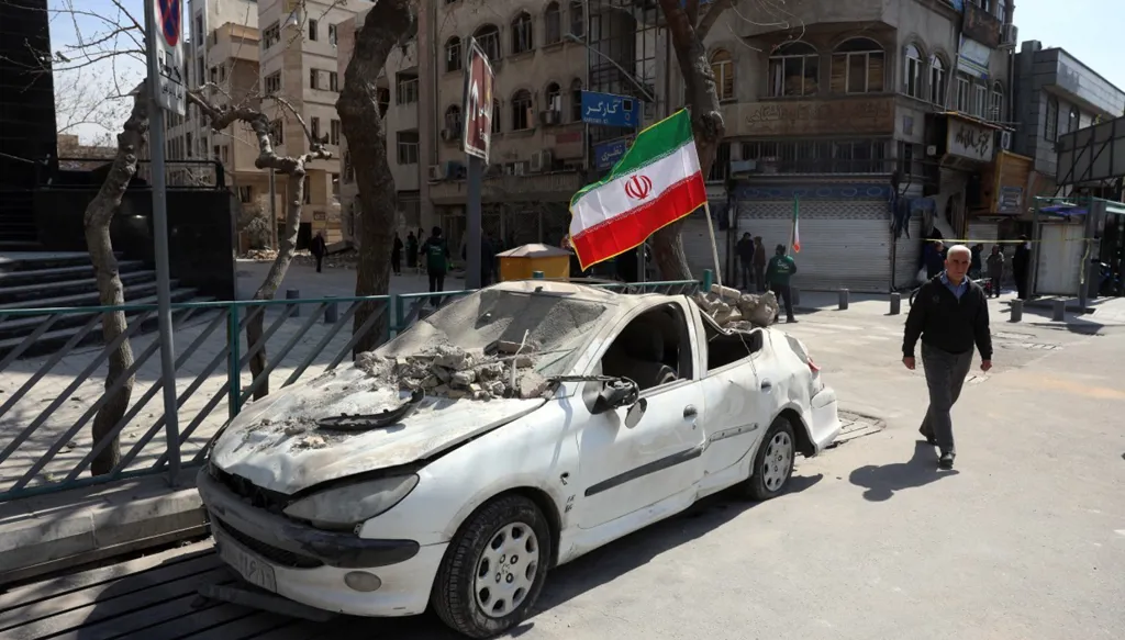 إسرائيل تخطط لمواصلة الحرب على إيران لأسبوع أو أسبوعين إضافيين