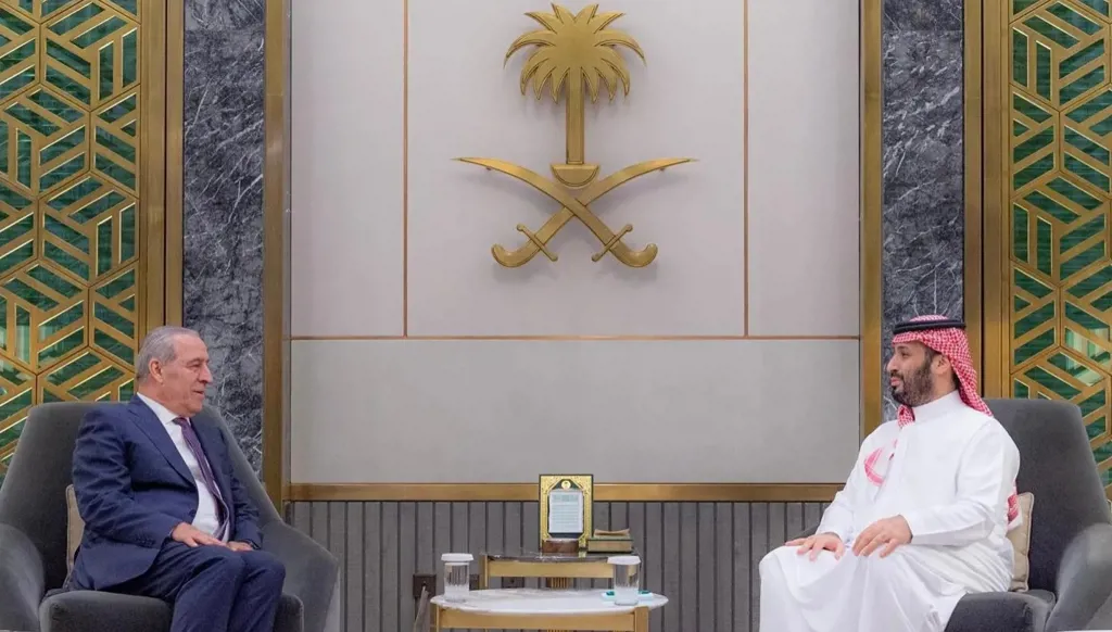 لقاء بين حسين الشيخ وولي العهد السعودي في جدّة... بحث في التطوّرات