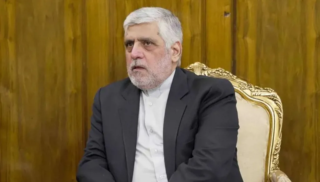 ماذا إن لم يغادر السفير الإيراني الأحد؟