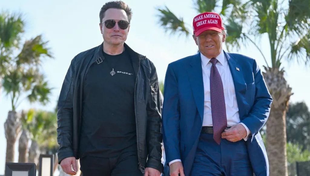 ترامب يدعم ماسك: سأشتري سيارة "تسلا" جديدة ‏