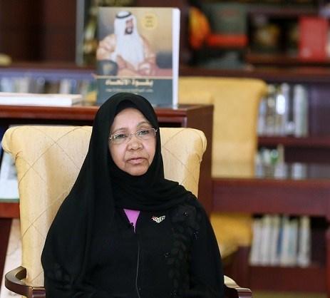الباحثة والروائية الإماراتية سعاد العريمي. (الاتحاد)