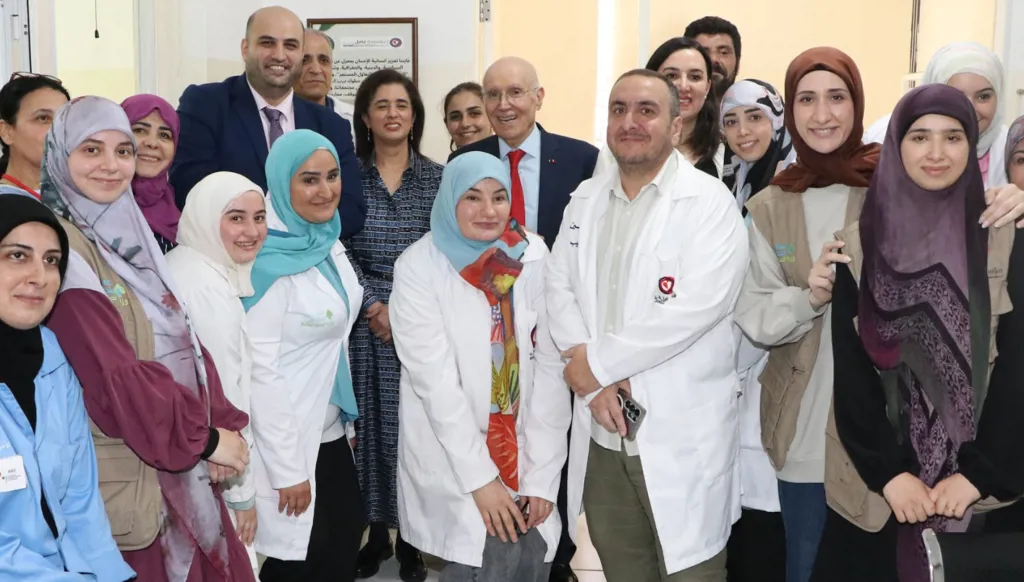 وزير الصحّة: ملتزمون بتأمين الخدمات الصحّية لكل اللبنانيين