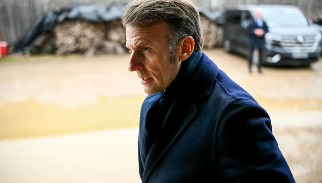 ماكرون: استئناف الحوار مع بوتين قيد الإعداد