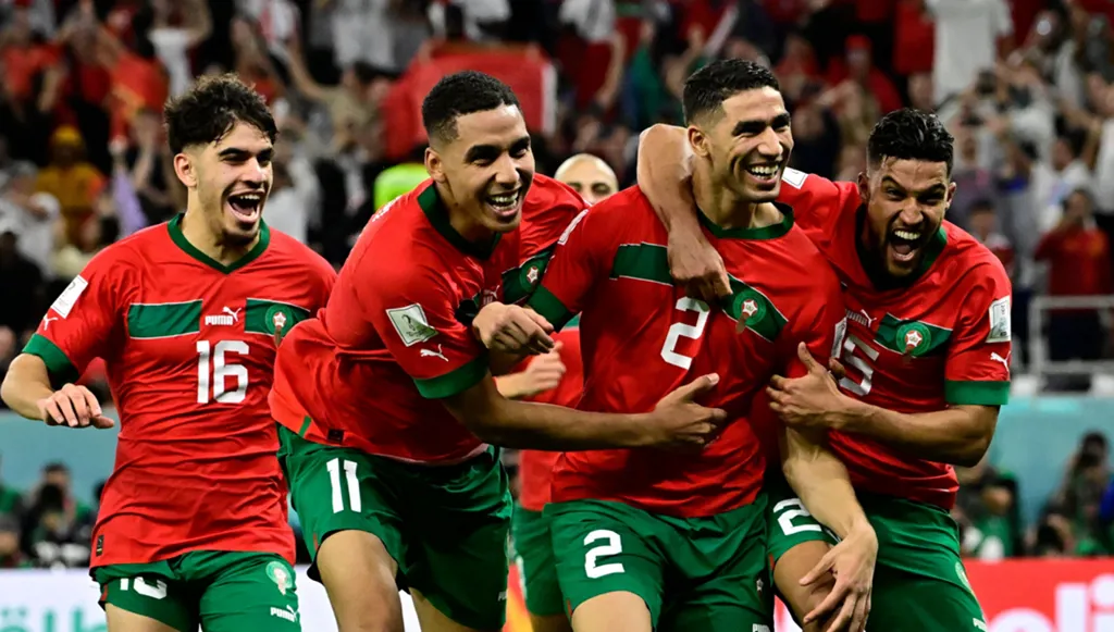 المغرب يكشف قائمته لكأس أمم أفريقيا 2025 والركراكي يحسم الجدل حول حكيمي
