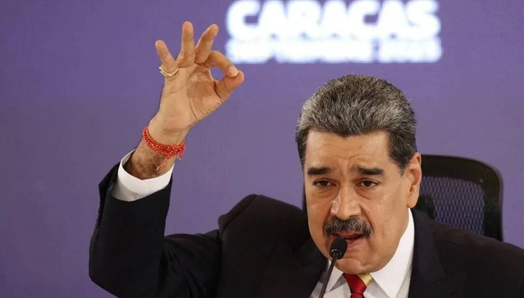 مادورو يطلب من القضاء سحب الجنسية من "الخونة" المؤيدين لغزو ‏فنزويلا