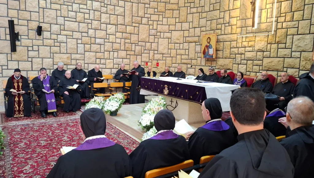 الرهبانيّة الأنطونيّة تودّع الأباتي أنطوان ضو بمأتم حاشد