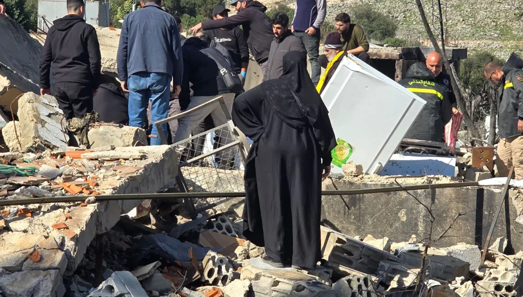 فُقدا خلال الحرب... العثور على شابين في كفركلا أحدهما نعاه "حزب الله"