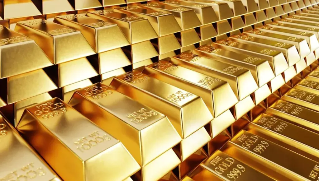انخفاض الذهب يضغط على سوق المعادن النفيسة عالمياً