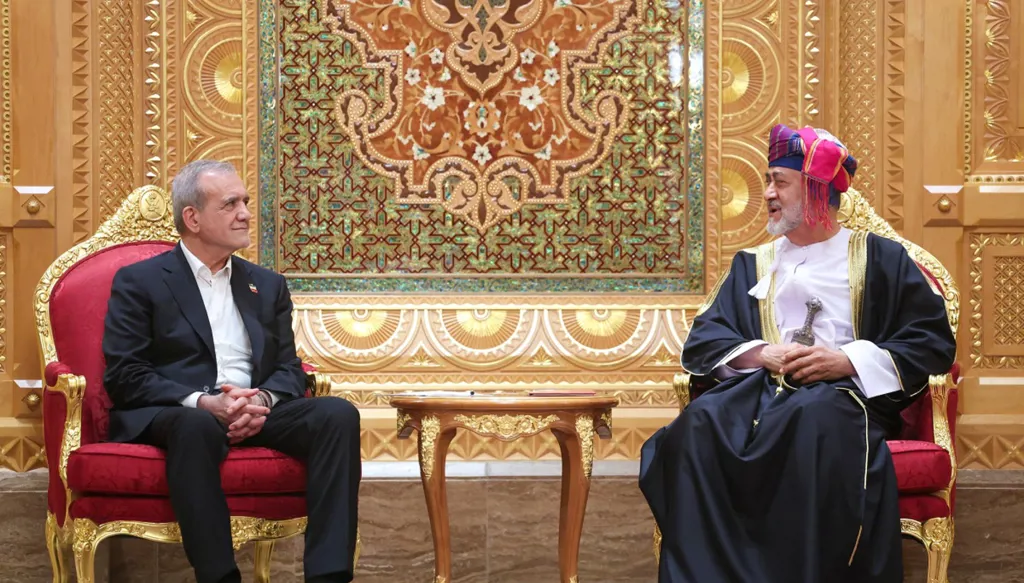 بزشكيان يزور سلطنة عُمان: نهدف لعلاقات أعمق وأفضل مع الجيران