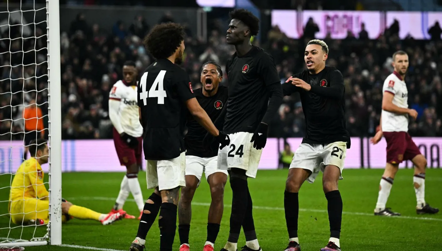 بهدف غير شرعي أستون فيلا يقصي ويست هام من كأس إنكلترا