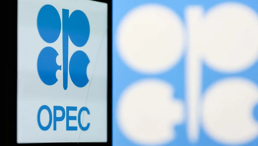 "أوبك+"... اتّفاق على الإبقاء على وقف زيادات إنتاج النفط