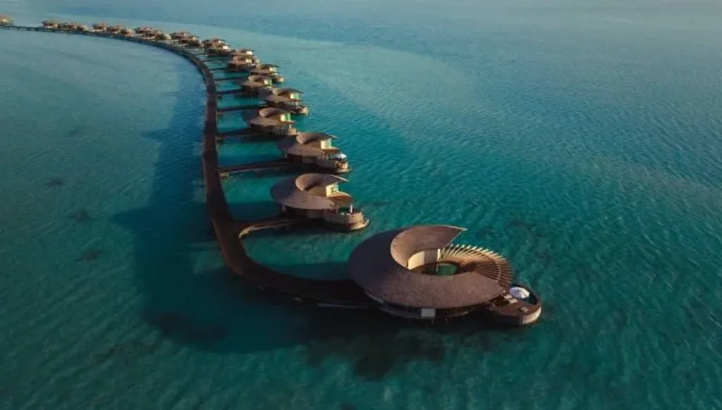 السعودية تقلّص مشروع المنتجعات الفاخرة على البحر الأحمر