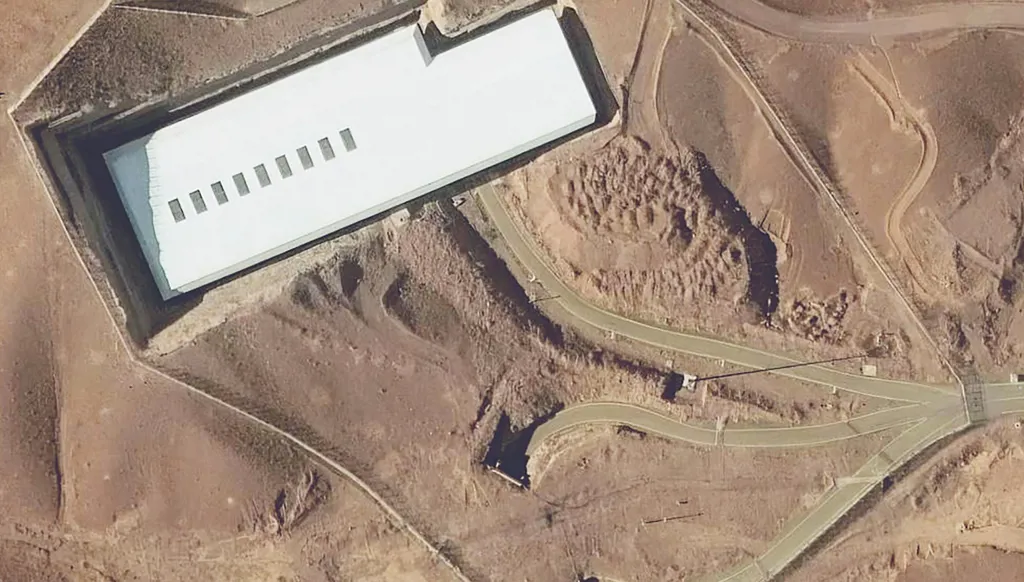 تقرير استخباراتي أميركي: الضربات لم تدمّر المواقع النووية الإيرانية!