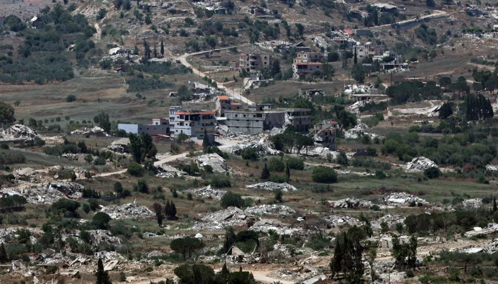 دمار في جنوب لبنان. (أ ف ب)