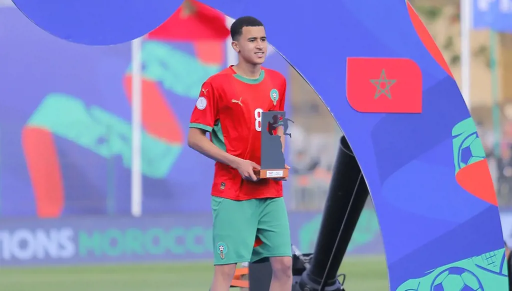 ريال مدريد يخطف موهبة مغربية من أكاديمية أياكس