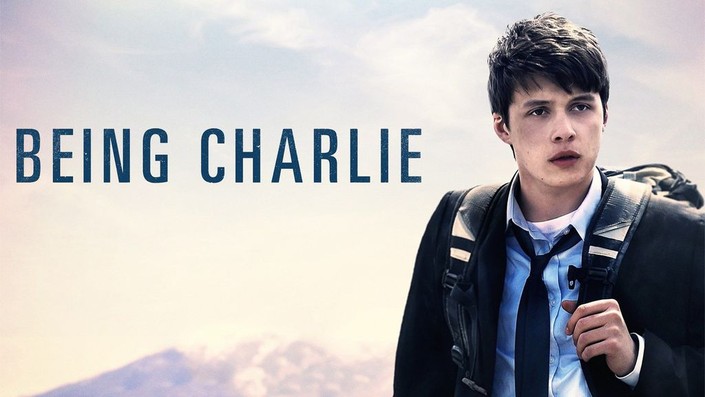 نيك في فيلم Being Charlie الذي تولّى إخراجه والده روب راينر (الانترنت)