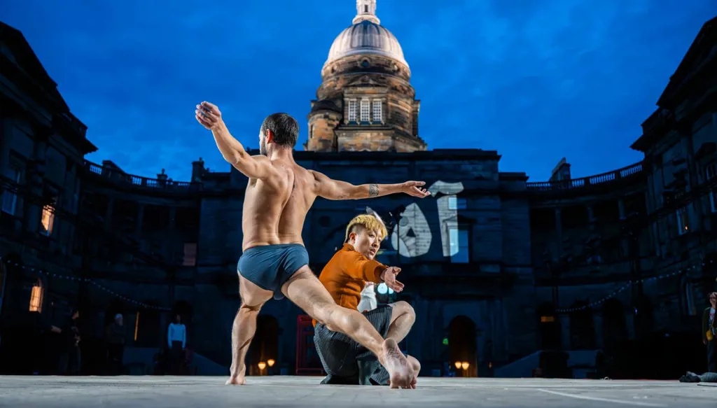 إنجاز جديد لعمر راجح و"مقامات" في مهرجان إدنبرة الدولي