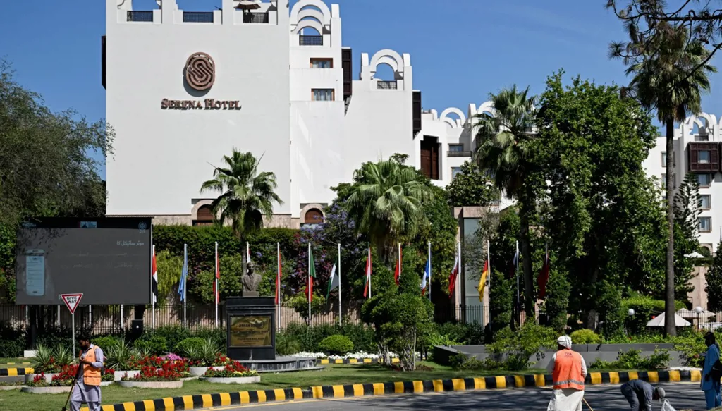 فندق سيرينا في باكستان. (أ ف ب)
