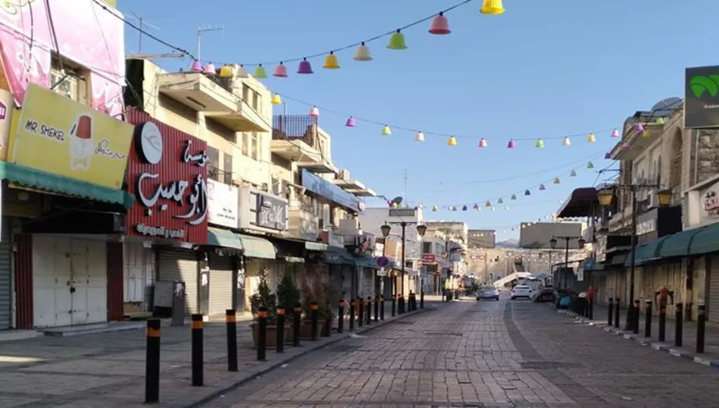 الإضراب يعمّ الأراضي الفلسطينية... شلل تام رفضاً للحرب على ‏غزة